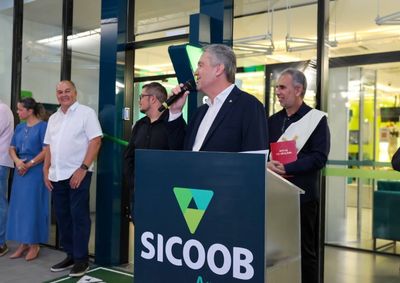 Popula&ccedil;&atilde;o est&aacute; convidada para conhecer os produtos e servi&ccedil;os oferecidos pela cooperativa financeira