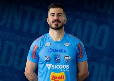 Fixo/ala de 35 anos deixou o Pe&ntilde;arol, do Uruguai, e j&aacute; iniciou treinos com o elenco no Am&aacute;rio Viera da Costa