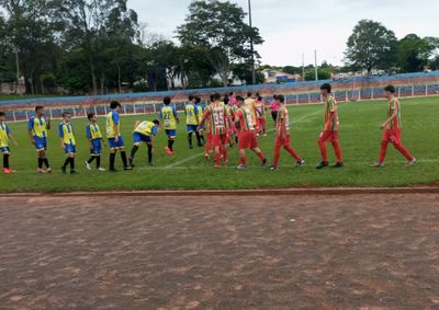 Neste s&aacute;bado (12), novamente no Est&aacute;dio Municipal L&uacute;cio Pipino, Parque Industrial/Aceru e Conjunto Ouro Branco se enfrentam na grande final da competi&ccedil;&atilde;o