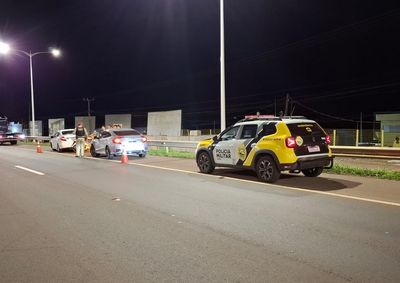 Acidente envolveu dois ve&iacute;culos Honda Civic no trecho entre Perobal e Umuarama; v&iacute;tima foi socorrida e levada ao Hospital Norospar