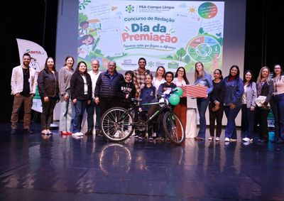 Mais de 1,2 mil alunos do 5&ordm; ano participaram da iniciativa, que abordou a gest&atilde;o de res&iacute;duos e o cuidado com o meio ambiente