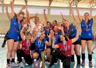 Equipe conta com o apoio da administra&ccedil;&atilde;o municipal, Unipar e Associa&ccedil;&atilde;o de Handebol de Umuarama