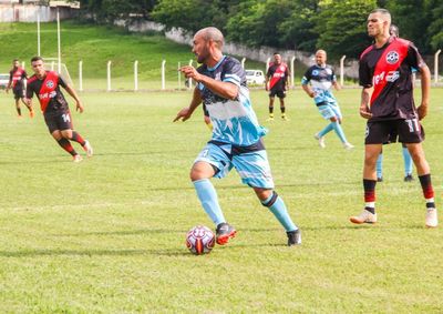 Competi&ccedil;&atilde;o de futebol amador re&uacute;ne equipes da cidade e dos distritos; pr&oacute;ximas rodadas ser&atilde;o disputadas nos dias 1&ordm; e 4 de novembro