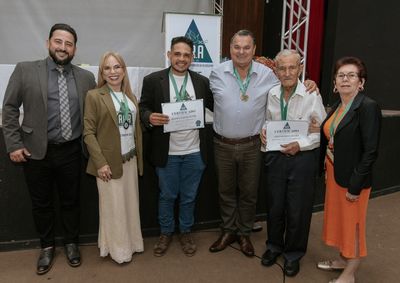 Institui&ccedil;&atilde;o tamb&eacute;m marca um ano de reabertura e recebe sinaliza&ccedil;&atilde;o de terreno para sede pr&oacute;pria