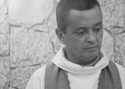 Ele faleceu na manh&atilde; desta ter&ccedil;a-feira (13), por volta das 6h, aos 63 anos, em decorr&ecirc;ncia de um infarto fulminante, na casa de seu irm&atilde;o