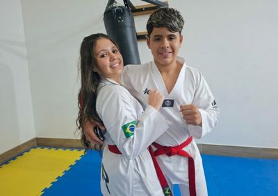 Gabriela Gontijo Ferreira, de 17 anos, e Henrique Gontijo Ferreira, de 14, v&atilde;o representar Umuarama e o Paran&aacute; na competi&ccedil;&atilde;o