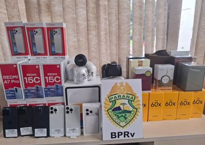 Mercadorias foram encontradas com dois passageiros de um &ocirc;nibus intermunicipal ; produtos seriam levados de Foz do Igua&ccedil;u para Londrina
