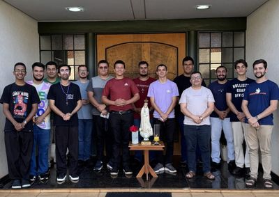Os encontros vocacionais s&atilde;o voltados a quem tem interesse pela vida sacerdotal e deseja compreender melhor como funciona a caminhada de forma&ccedil;&atilde;o