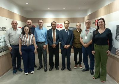 Professores da Kyoto Prefectural University conheceram laborat&oacute;rios e linhas de pesquisa para avaliar projetos conjuntos e interc&acirc;mbio acad&ecirc;mico