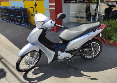 HONDA BIZ