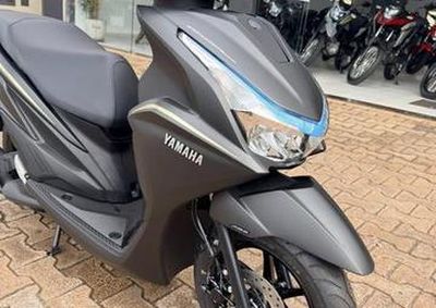 YAMAHA FLUO