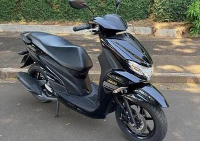 YAMAHA FLUO