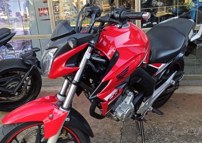 HONDA CB