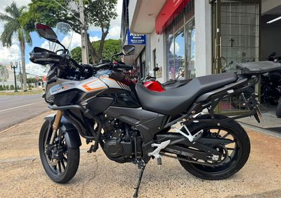 HONDA CB
