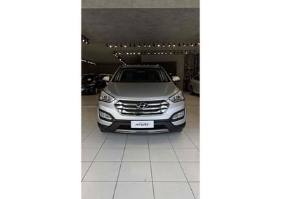 Hyundai Santa