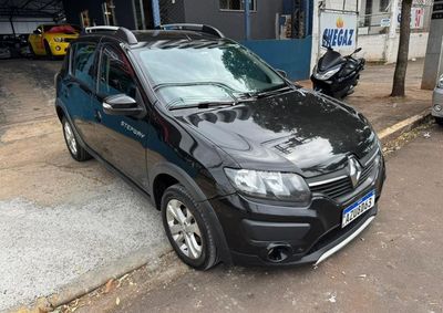 Renault SANDERO