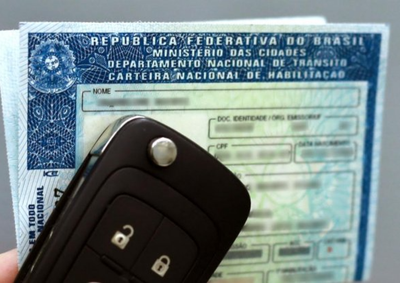 Candidatos &agrave; primeira habilita&ccedil;&atilde;o para motocicletas e autom&oacute;veis dever&atilde;o realizar o exame toxicol&oacute;gico ao longo do processo de forma&ccedil;&atilde;o.