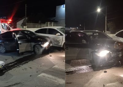 A ocorr&ecirc;ncia envolveu uma colis&atilde;o entre um Volkswagen Voyage e um Volkswagen Virtus
