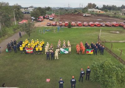 Capit&atilde;o Murilo Maltaca participou da coordena&ccedil;&atilde;o do exerc&iacute;cio que treinou respostas a deslizamentos, estruturas colapsadas e outras situa&ccedil;&otilde;es de desastre.