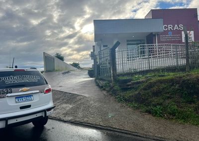Entre os itens furtados est&atilde;o uma chaleira el&eacute;trica, uma fritadeira, dois botij&otilde;es de g&aacute;s e uma garrafa t&eacute;rmica