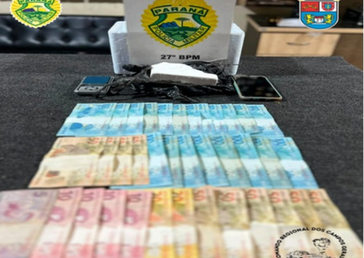 No local, foram apreendidos uma certa quantia de substancia an&aacute;loga a coca&iacute;na, uma balan&ccedil;a de precis&atilde;o e dinheiro em esp&eacute;cie