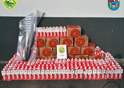 Durante a a&ccedil;&atilde;o, foram localizadas 401 caixas de leite, que haviam sido saqueadas no dia 17 de junho 
