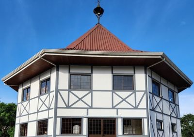 Programa&ccedil;&atilde;o segue at&eacute; domingo no Instituto Cultural Gr&uuml;nenwald, em Porto Uni&atilde;o, com passeios de trem, competi&ccedil;&otilde;es de enduro, apresenta&ccedil;&otilde;es culturais e show