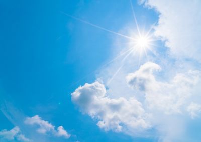 Estado ter&aacute; dias de sol e tempo firme. Mudan&ccedil;a no tempo est&aacute; prevista apenas para o s&aacute;bado, com chance de chuva e temporais isolados.