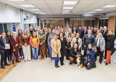 Obra homenageia a trajet&oacute;ria de Simone Elizabeth Pohlmann e transforma seu legado de dedica&ccedil;&atilde;o aos animais em solidariedade