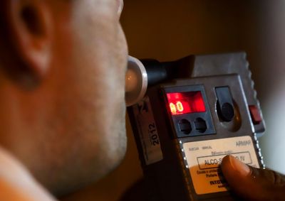 Submetido ao teste do baf&ocirc;metro, o resultado apontou 1,07 mg/L de &aacute;lcool, valor muito acima do limite