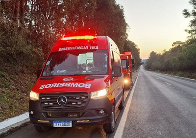 O acidente ocorreu por volta das 6h30, deste s&aacute;bado, 22, e envolveu um Fiat Siena, que foi encontrado pelos socorristas &agrave;s margens da rodovia