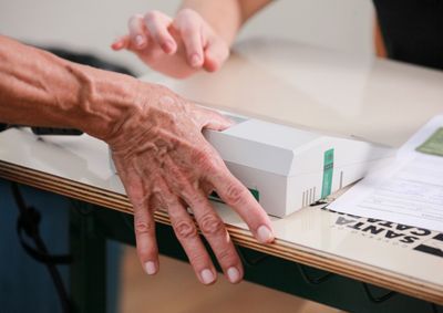 Faixas et&aacute;rias que tradicionalmente mais votam cresceram, enquanto diminuiu o n&uacute;mero de jovens de menor participa&ccedil;&atilde;o eleitoral.