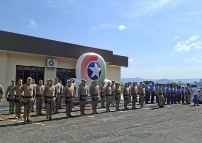 Solenidade nesta sexta-feira reuniu autoridades, policiais, ex-comandantes e representantes da comunidade, al&eacute;m de marcar homenagens
