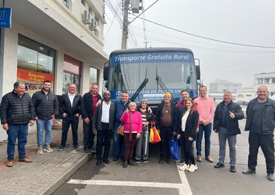 Programa municipal entra em opera&ccedil;&atilde;o e garante deslocamento gratuito para acesso &agrave; sa&uacute;de, educa&ccedil;&atilde;o, com&eacute;rcio e outros servi&ccedil;os.