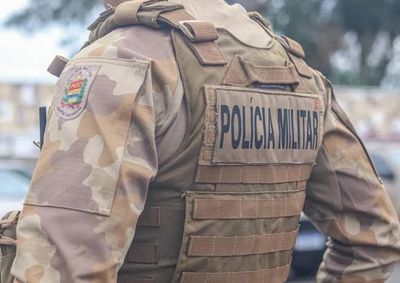 Colis&atilde;o ocorreu no bairro Santa Rosa e deixou apenas danos materiais, segundo a Pol&iacute;cia Militar.