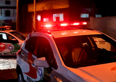 Ocorr&ecirc;ncia foi registrada no bairro Santa Rosa; n&atilde;o houve feridos.