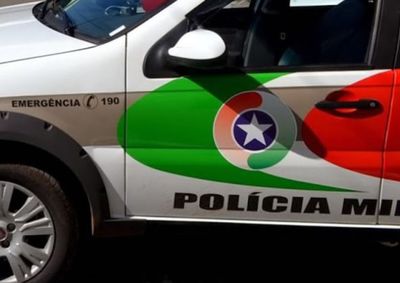 O acidente resultou em uma crian&ccedil;a ferida na perna e na cabe&ccedil;a 