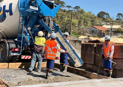 Placa de teste reproduz condi&ccedil;&otilde;es reais da obra e permite validar o concreto e os procedimentos que ser&atilde;o utilizados na revitaliza&ccedil;&atilde;o da avenida