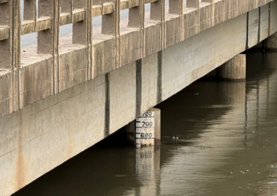 Na ponte da Casan, a medi&ccedil;&atilde;o chegou a 6,75 metros. Na ponte do bairro S&atilde;o Crist&oacute;v&atilde;o, o rio est&aacute; em 7,41 metros
