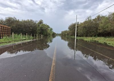 Munic&iacute;pio est&aacute; em monitoramento e prepara&ccedil;&atilde;o preventiva. &Aacute;gua j&aacute; atinge pontos baixos e cen&aacute;rio &eacute; reavaliado continuamente.