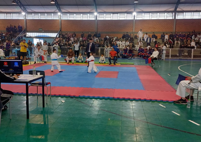 Competi&ccedil;&atilde;o reuniu representantes de sete munic&iacute;pios de Santa Catarina e do Paran&aacute; e terminou com a ECIM Jo&atilde;o Fernando Sobral em primeiro lugar por equipes.