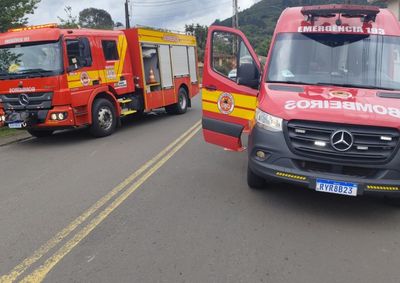 Colis&atilde;o ocorreu no bairro Jardim Bras&iacute;lia. V&iacute;timas foram levadas ao hospital para avalia&ccedil;&atilde;o m&eacute;dica