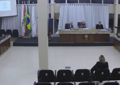 Sess&atilde;o desta segunda-feira tamb&eacute;m teve pedidos de melhorias nos bairros, transporte rural para Nova Gal&iacute;cia e encaminhamentos para a Rede Feminina.