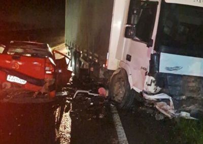 Colis&atilde;o com uma Volkswagen Saveiro ocorreu na PR-438, em Teixeira Soares. Dois motoristas ficaram feridos.