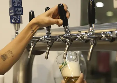 Paran&aacute; e Santa Catarina n&atilde;o ter&atilde;o Lei Seca nas Elei&ccedil;&otilde;es de 2026; venda de bebidas segue liberada