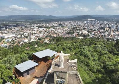 Levantamento da Defesa Civil aponta temperaturas negativas na Serra catarinense e m&iacute;nima de 3,8&deg;C no munic&iacute;pio.