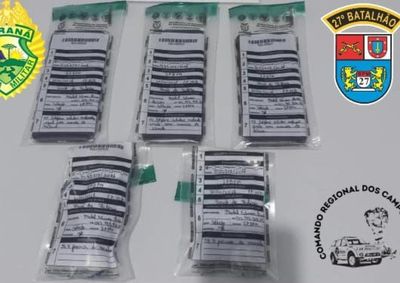 Dois adolescentes, de 14 e 16 anos, tamb&eacute;m estavam na resid&ecirc;ncia