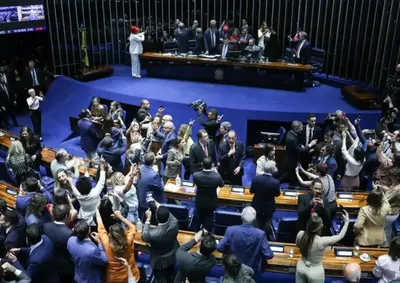Foram 75 votos a favor da PEC e apenas um contr&aacute;rio, em ambos os turnos