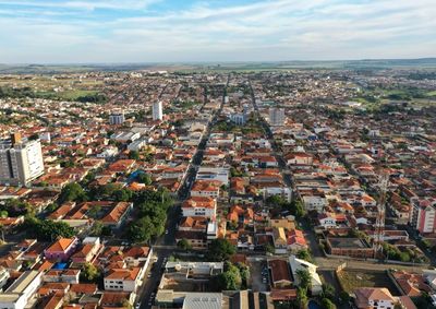 Atendimento ocorre nesta quarta-feira at&eacute; &agrave;s 19h, na antiga Escola Gilda Bastos, na Vila Santa Terezinha; j&aacute; na quinta-feira, o plant&atilde;o ser&aacute; das 10h &agrave;s 13h