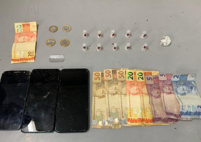 Opera&ccedil;&atilde;o da PM localiza crack, maconha e dinheiro em resid&ecirc;ncia de Vargem Grande do Sul